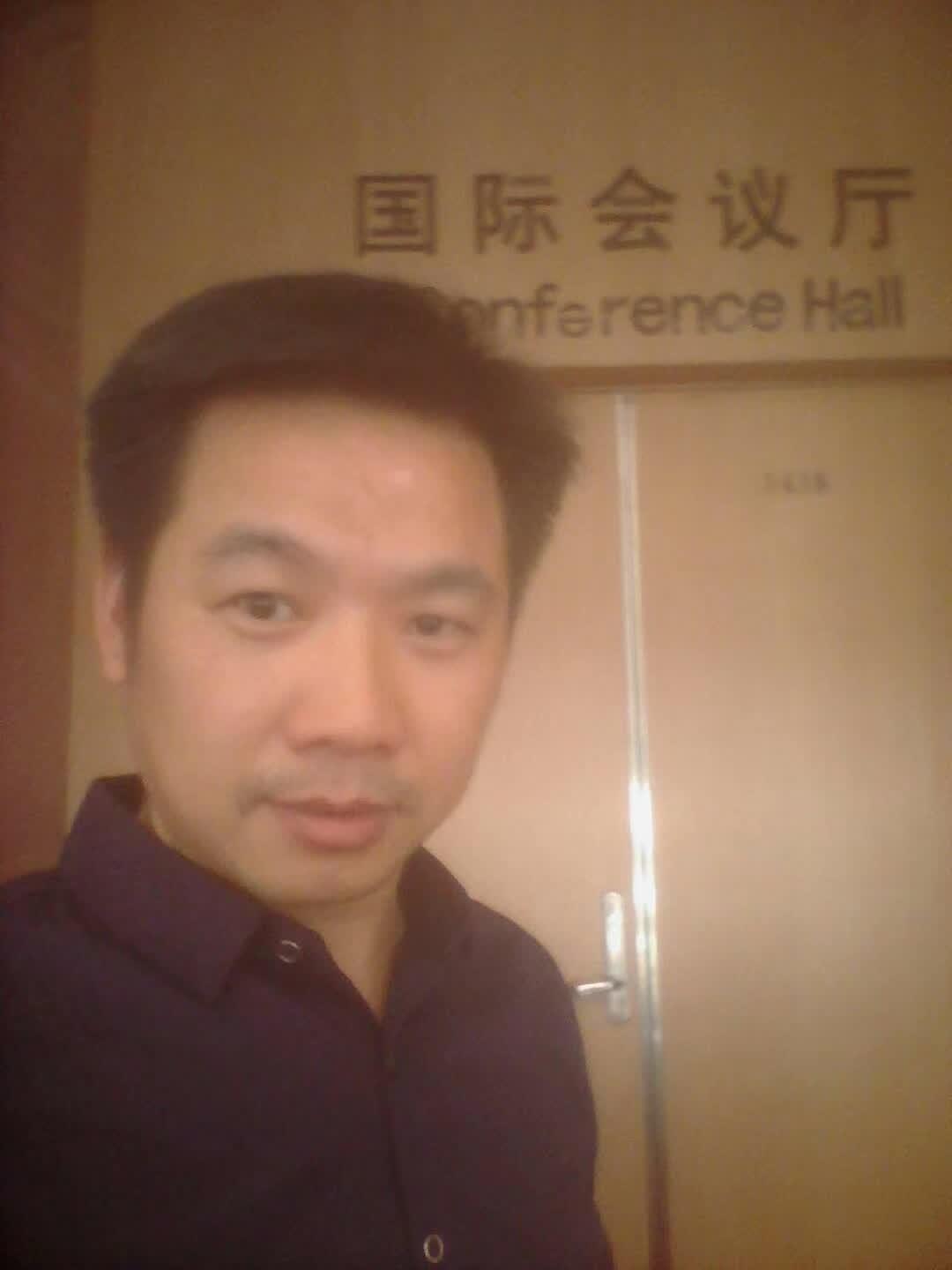 魔法学院的平民教师封面